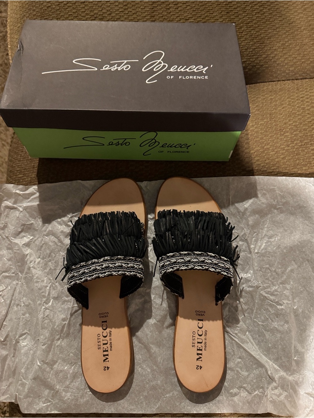 NIB Sesto Meucci of Florence Vero Cuoio leather fringe sandals. Size 12.